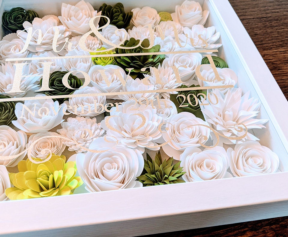 Wedding paper flower shadow box, wedding gift personalized, wedding flowers shadow box, gift for bride, paper anniversary gift,Mr & Mrs gift