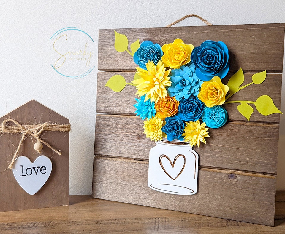 Heart Pallet Wood Sign Paper Flowers Valentine's Day