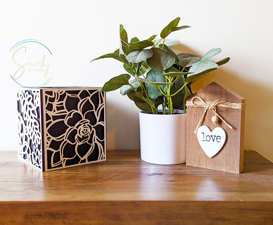 Tissue Box Cover, bathroom toilet storage, Bathroom Decor, tissue box, bathroom storage over toilet, floral box wood, gift for women